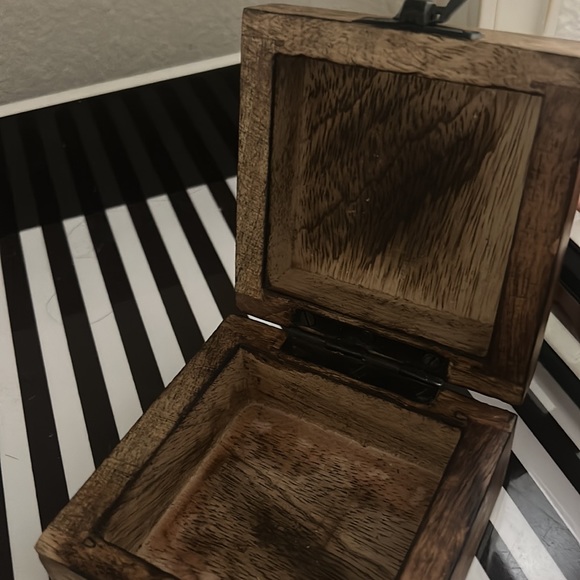 cute simple storage box ♡ - Picture 2 of 3